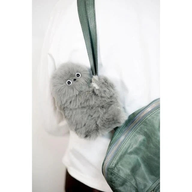 Mirumi™ – La peluche qui s'accroche partout